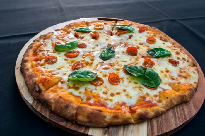 Roma pizza brand
